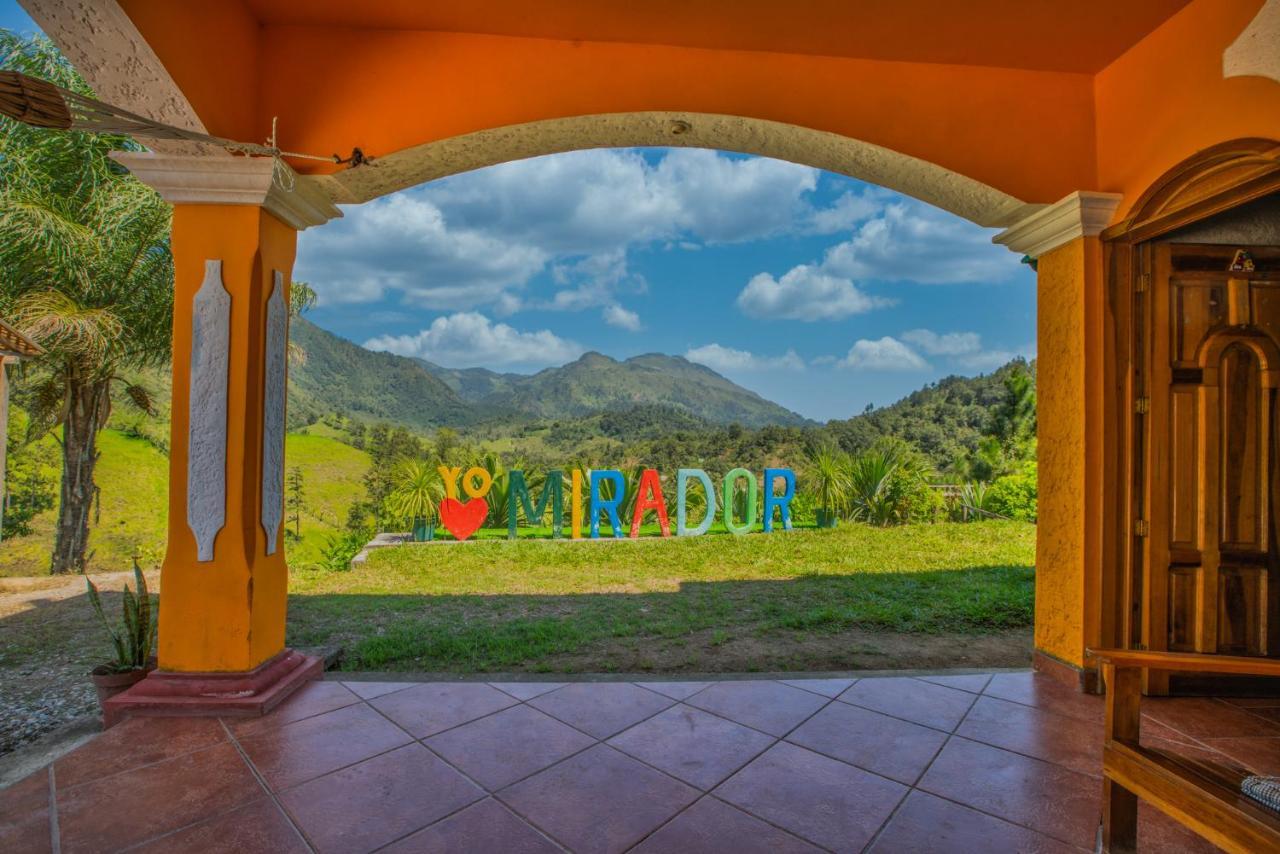El Mirador De Tansu Hotell Lanquín Exteriör bild