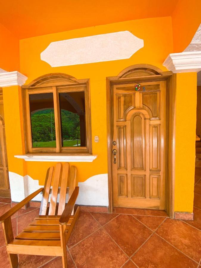El Mirador De Tansu Hotell Lanquín Exteriör bild